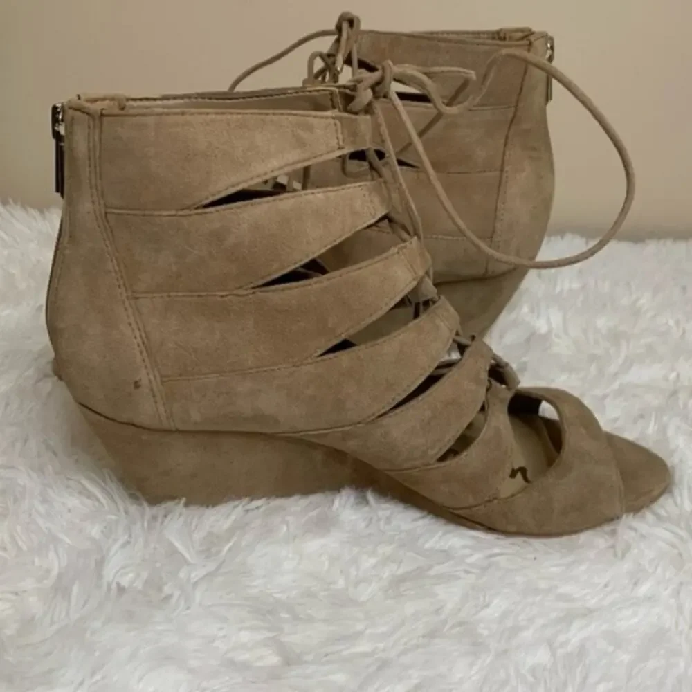 SAM EDELMAN Womens Oatmeal Beige Santina Wedge Heeled Gladiator Sandal 8 M‎